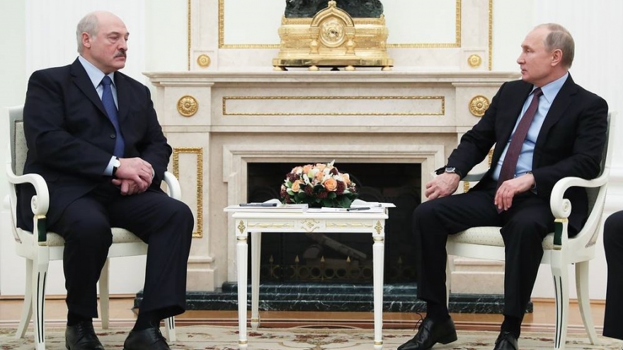 Tổng thống Lukashenko thăm Nga và hội đàm kín với Tổng thống Putin 